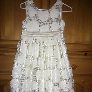 White flower sequin dress